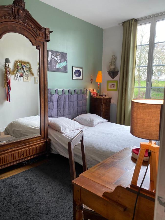Bed and Breakfast Le Trianon à Le Bourgneuf-la-Foret Extérieur photo